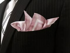 男士西裝的口袋巾 應該如何搭配才好看